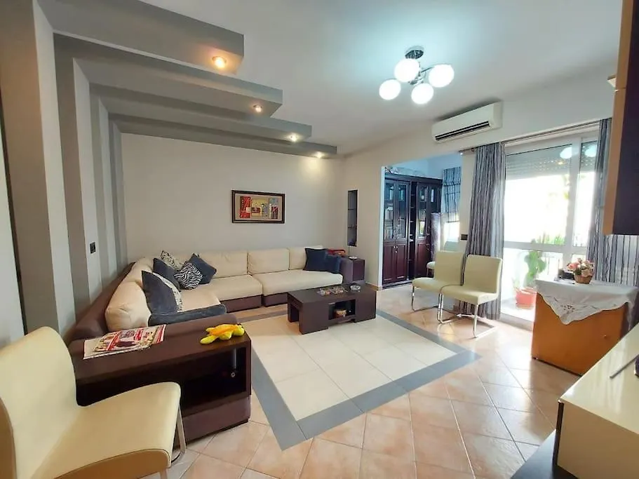Cozy 1-Bedroom Near The Center Of Tirana. 0*, Tirana Albania