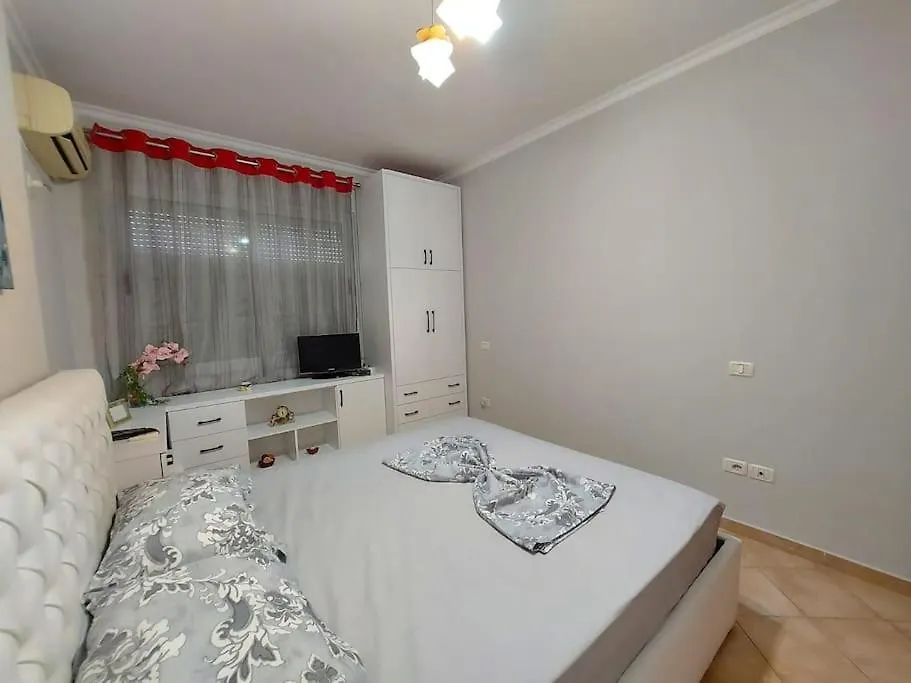 Apartment Cozy 1-Bedroom Near The Center Of Tirana.